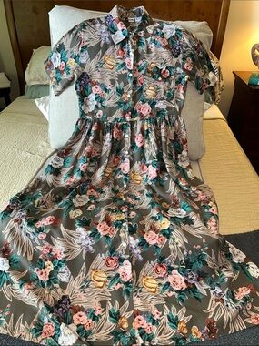 Together 90’s vintage dress Floral Rayon Button with pockets